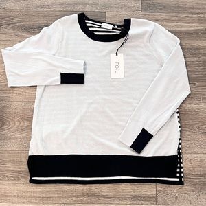 NWT Foil Long Sleeved Light Grey/Navy Pullover Color Block Knit Sweater Size L